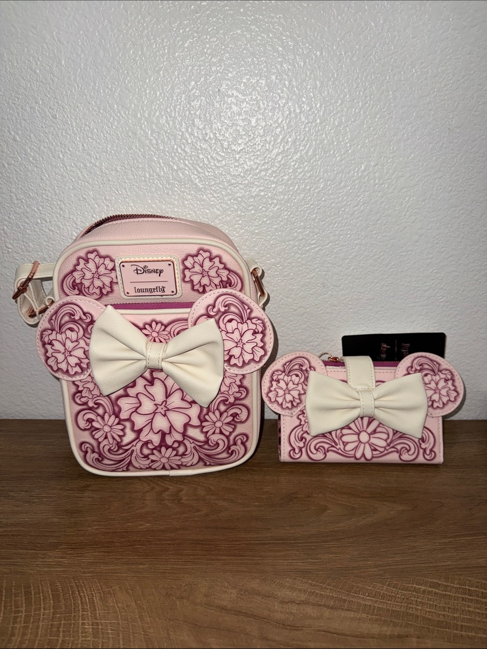 Loungefly Pink Floral Minnie Crossbody with Cream Bow and Matching Wallet